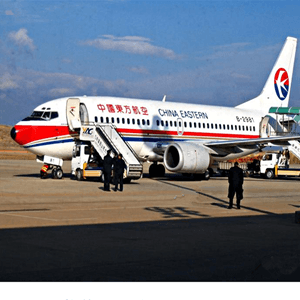 吉安井冈山空运公司航空快运业稳步发展的原因是什么？